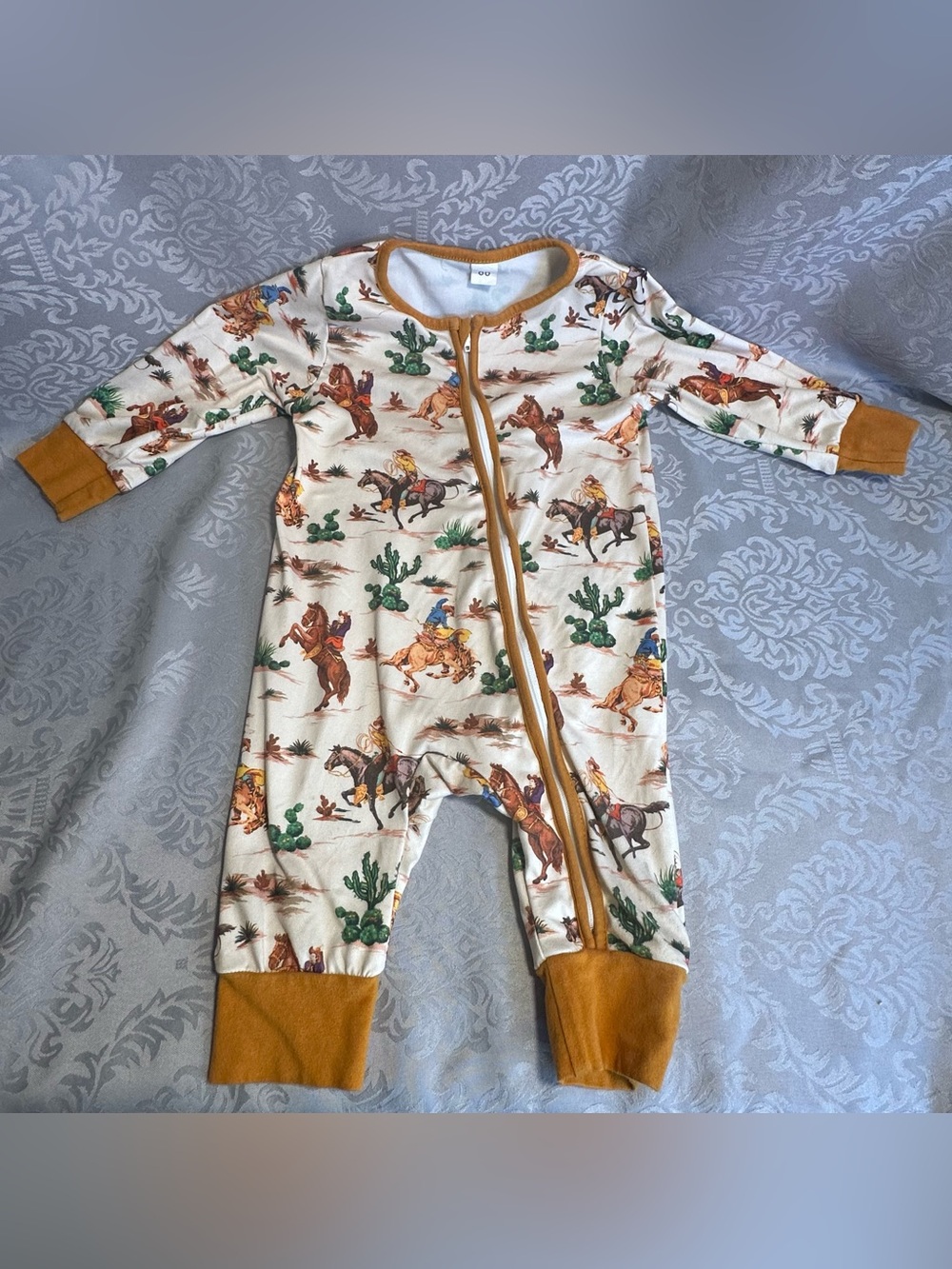 Vintage Style Western Print Boys 3-6 Months Pajamas Cowboys